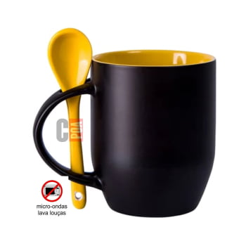 CANECA MÁGICA PRETA COM ALÇA COLHER E INTERIOR COLORIDA