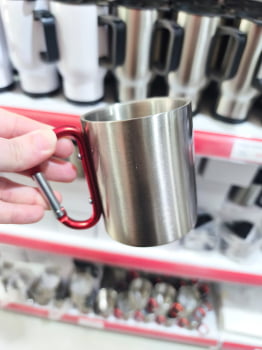 CANECA INOX COM ALÇA MOSQUETÃO - 300ml