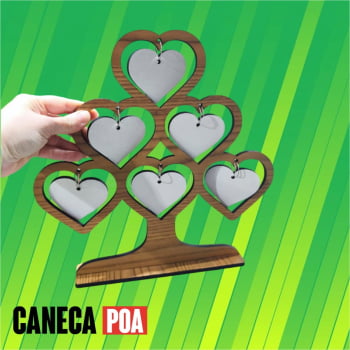 ARVORE MADEIRADA COM CORAÇÕES